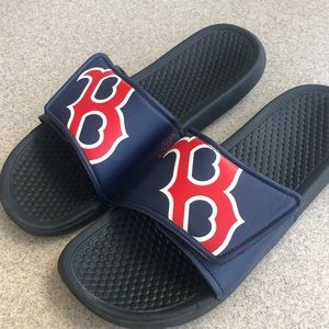 Boston Red Sox Men’s Slides, Size Large - 11/12